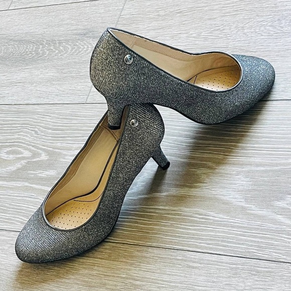 LifeStride Women's Parigi Silver Glitter Pumps Pewter Shoes 6 W Y2K Dressy Metal - Picture 6 of 6